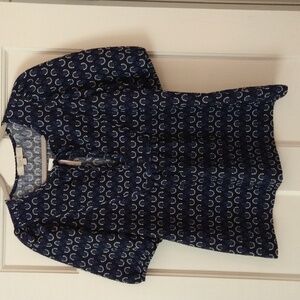 Loft Navy Sort sleeve top NWT